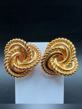 Oversized Golden Ribbed Knots Earrings Women Pierced Geometric Statement Studs